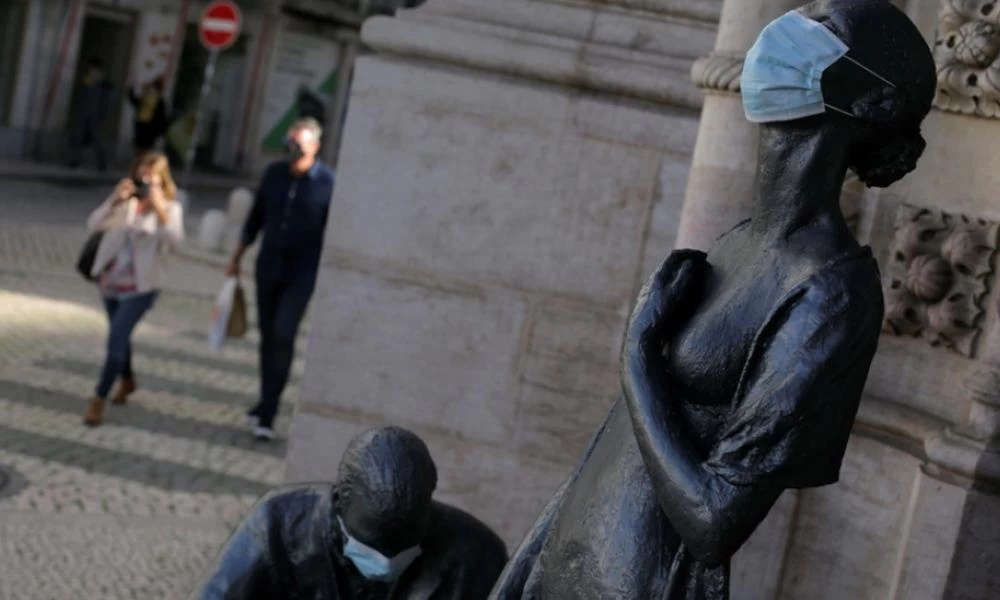 Πορτογαλία: Ανοίγουν μουσεία, γυμνάσια και οι ταράτσες των καφέ